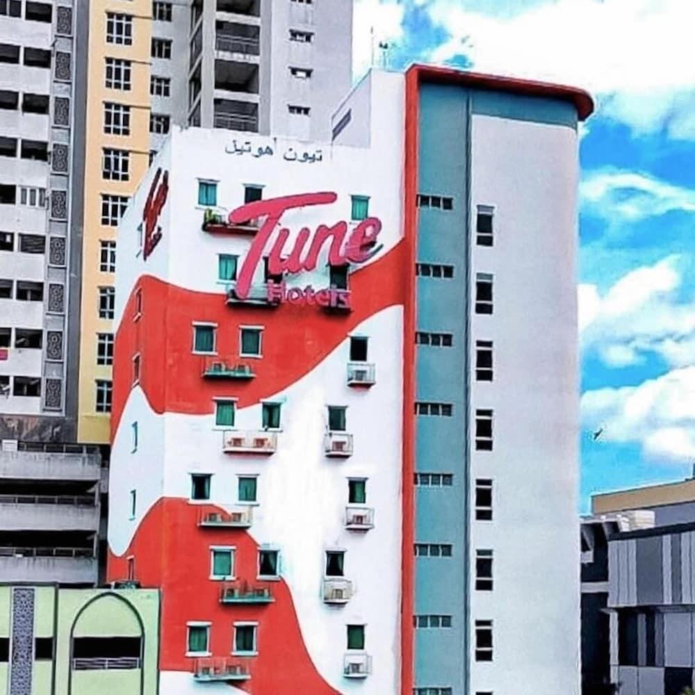 Tune Hotel - Kota Bharu City Centre Exterior photo
