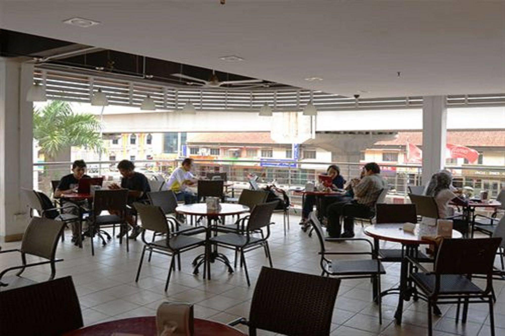 Tune Hotel - Kota Bharu City Centre Exterior photo
